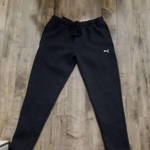 Puma black XL men's sweatpants